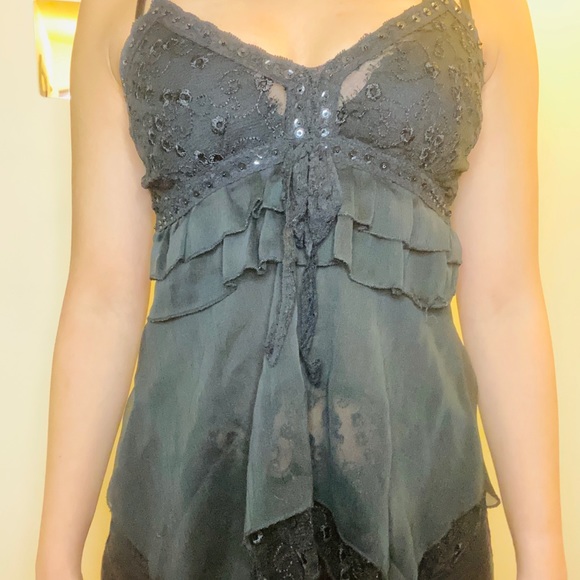 Fancy tank top to go out in - Picture 7 of 8